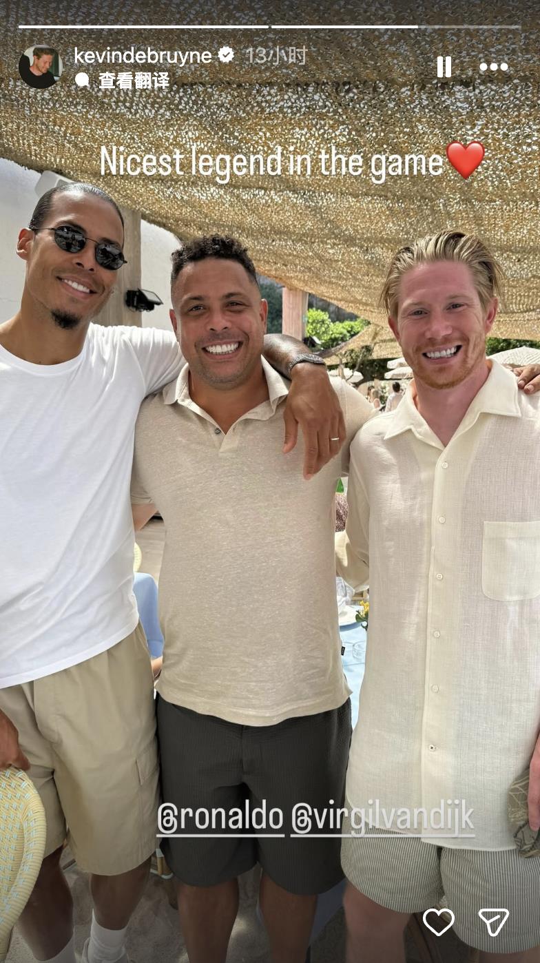 Muốn đến Naples? Van Dijk đã đăng ảnh chụp cùng De Bruyne và Ronaldo lên mạng xã hội