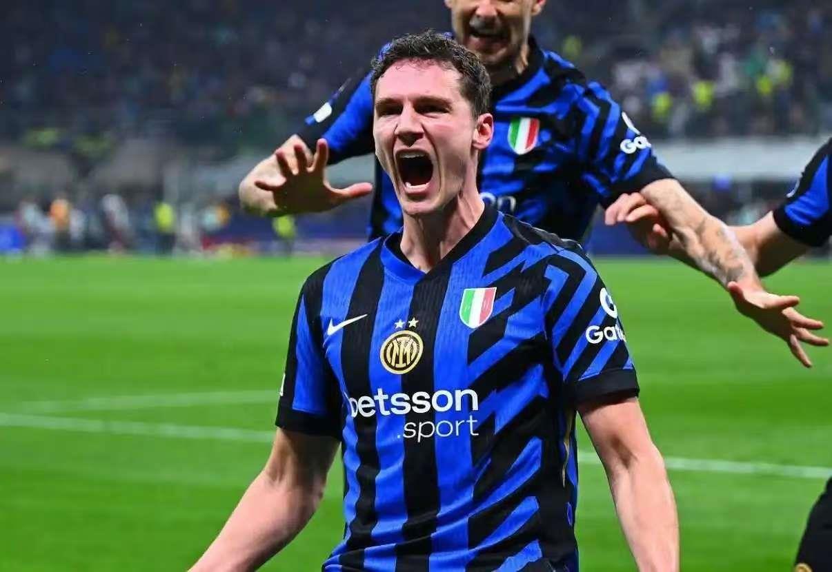Pavard: Cảm ơn Inzaghi đã giúp tôi trở thành một cầu thủ giỏi hơn, chúng tôi sẽ chiến đấu để giành chiến thắng vào ngày mai