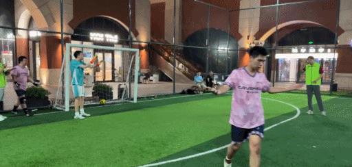 Bản tin Leisu Club World Cup: Giải bóng đá Step Ten Forward đã kết thúc thành công, Nana FC giành chức vô địch với tỷ số 3-0.