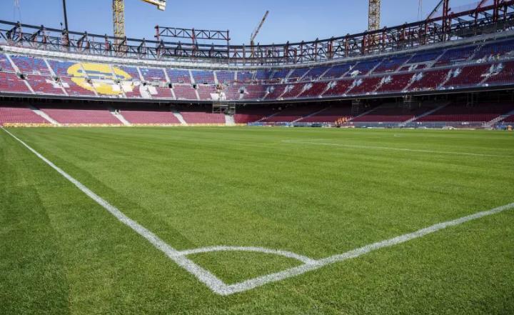 Marca: Camp Nou chưa được phép mở cửa, Barcelona có thể sẽ thi đấu với Valencia trên sân bóng đá nữ