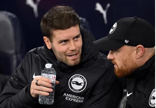 HLV Fabian Hurzeler của Brighton nói về trận đấu với MU. HLV Fabian Hurzeler cua Brighton noi ve tran dau voi MU.