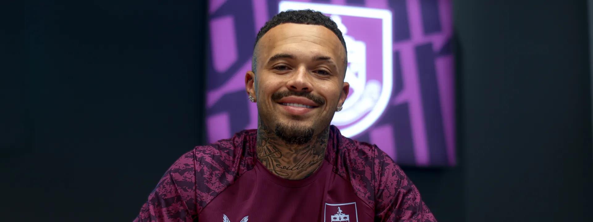 Tóm tắt chuyển nhượng tuần: Pogba trở lại bóng đá sau hai năm, Liverpool ký hợp đồng với hai cầu thủ mới Tóm tắt chuyển nhượng tuần: Pogba trở lại bóng đá sau hai năm, Liverpool ký hợp đồng với hai cầu thủ mới