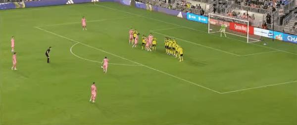 Xứng đáng! Messi được vinh danh là cầu thủ xuất sắc nhất trận đấu trong chiến thắng 2-1 của Miami trước Nashville Xứng đáng! Messi được vinh danh là cầu thủ xuất sắc nhất trận đấu trong chiến thắng 2-1 của Miami trước Nashville