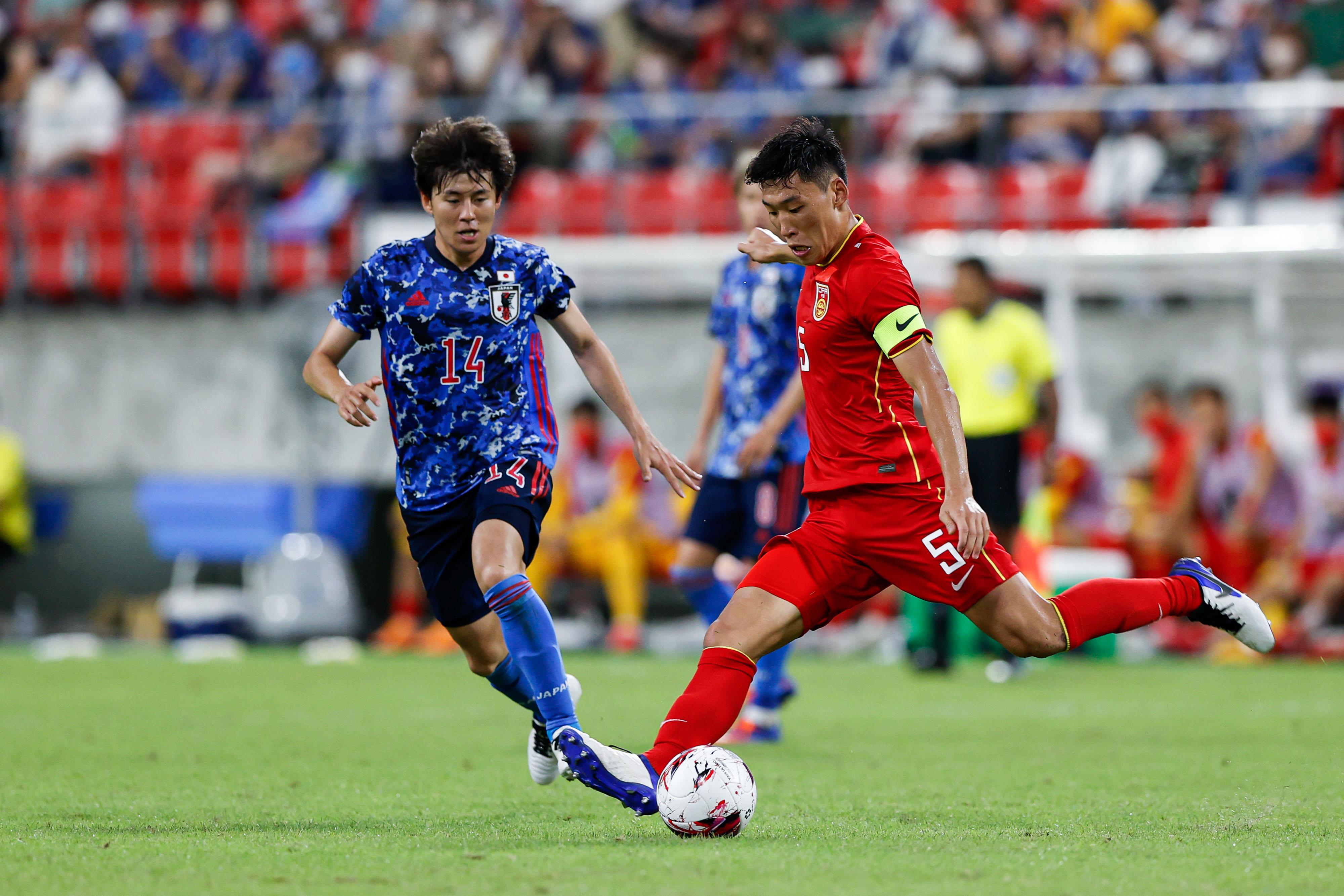 Đội tuyển bóng đá quốc gia Trung Quốc đã không thắng Nhật Bản trong 27 năm qua. Tại Cúp bóng đá Đông Á, đội tuyển này có 5 trận hòa và 4 trận thua trước đối thủ, chưa giành được chiến thắng nào. Đội tuyển bóng đá quốc gia Trung Quốc đã không thắng Nhật Bản trong 27 năm qua. Tại Cúp bóng đá Đông Á, đội tuyển này có 5 trận hòa và 4 trận thua trước đối thủ, chưa giành được chiến thắng nào.