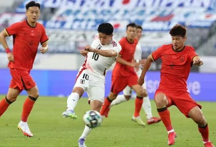 Ma Dexing: Jiushuai đã thể hiện kỹ năng chỉ huy của mình tại Cúp Đông Á, và đào tạo trẻ của Trung Quốc kém Nhật Bản 30 năm Ma Dexing: Jiushuai đã thể hiện kỹ năng chỉ huy của mình tại Cúp Đông Á, và đào tạo trẻ của Trung Quốc kém Nhật Bản 30 năm