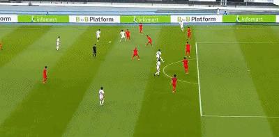 Hiệp một Cúp Đông Á: Hosoya Shindai ghi bàn, Zhang Yuning bỏ lỡ cơ hội đối mặt, Trung Quốc 0-1 Nhật Bản Hiệp một Cúp Đông Á: Hosoya Shindai ghi bàn, Zhang Yuning bỏ lỡ cơ hội đối mặt, Trung Quốc 0-1 Nhật Bản