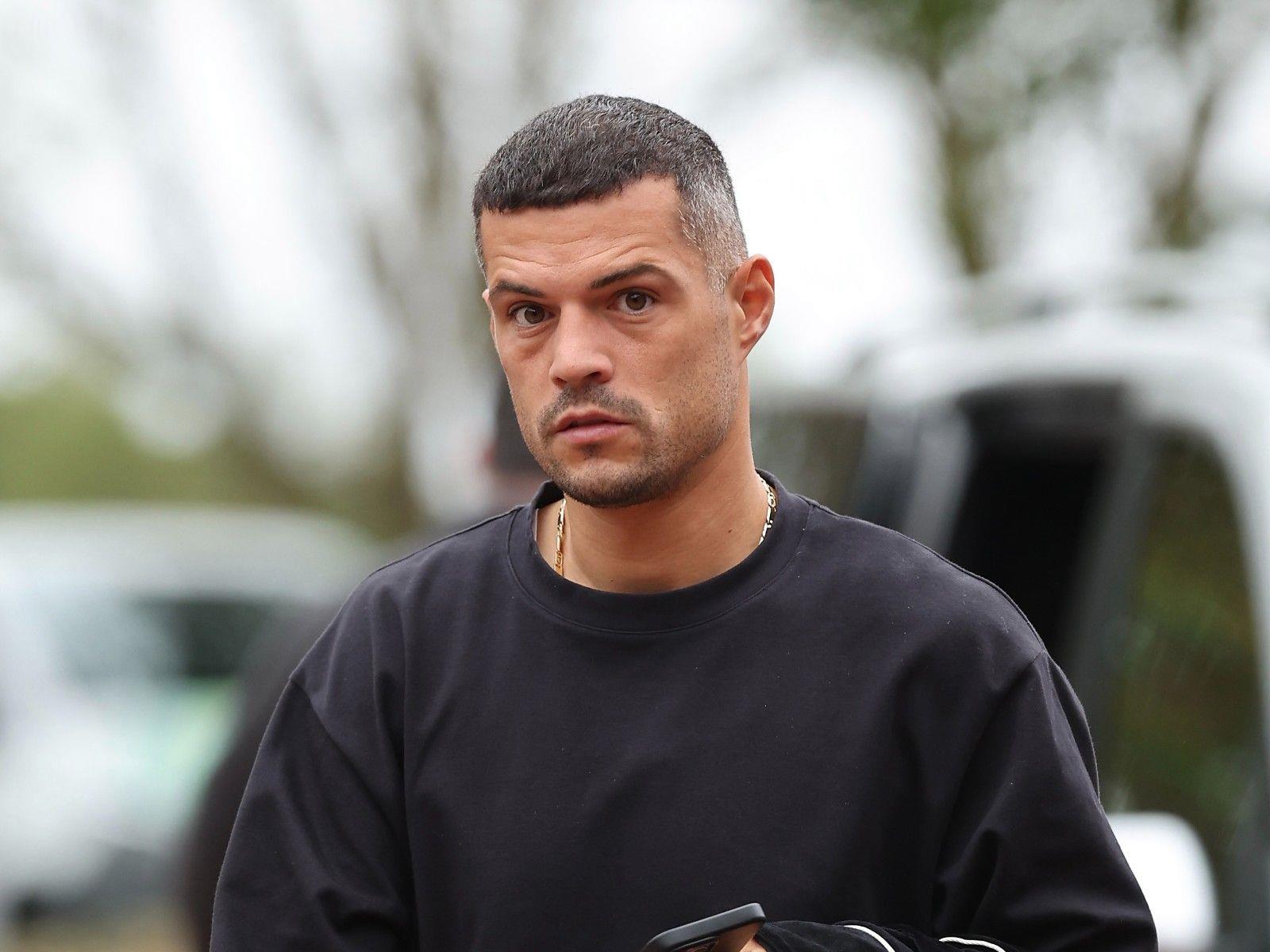 Xhaka: Tôi nghĩ cuộc gọi từ ông chủ Sunderland chỉ là trò đùa và tôi không hối hận khi rời Bayer Leverkusen Xhaka: Tôi nghĩ cuộc gọi từ ông chủ Sunderland chỉ là trò đùa và tôi không hối hận khi rời Bayer Leverkusen