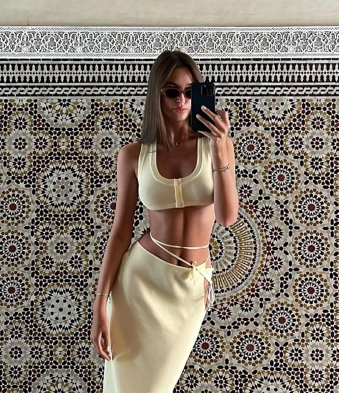 Nhìn lại những nữ thần thể thao: Các ngôi sao Ngoại hạng Anh chuyển đến câu lạc bộ mới và một nhóm những người vợ tuyệt đẹp nói lời tạm biệt Nhìn lại những nữ thần thể thao: Các ngôi sao Ngoại hạng Anh chuyển đến câu lạc bộ mới và một nhóm những người vợ tuyệt đẹp nói lời tạm biệt