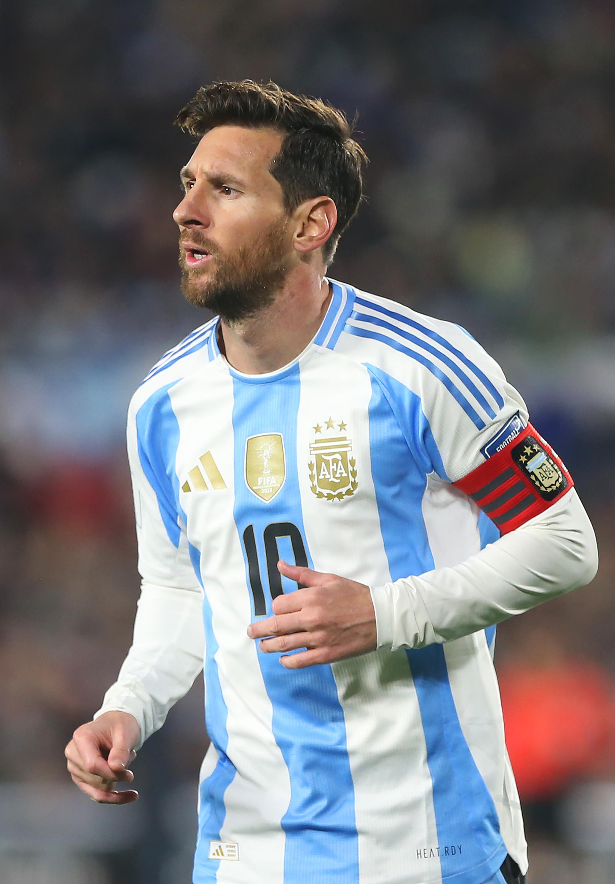 Messi đã chơi 28 trận tại Sân vận động Monumental mà không thua trận nào. Messi đã chơi 28 trận tại Sân vận động Monumental mà không thua trận nào.