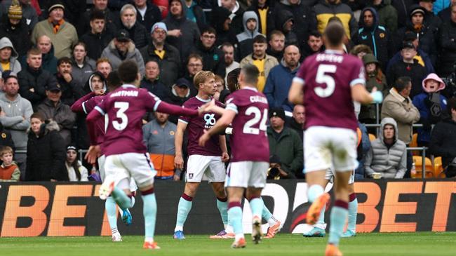 Nhận định West Ham vs Burnley (22h00 ngày 811) Làm khó Búa tạ 1 Nhận định West Ham vs Burnley (22h00 ngày 811) Làm khó Búa tạ 1